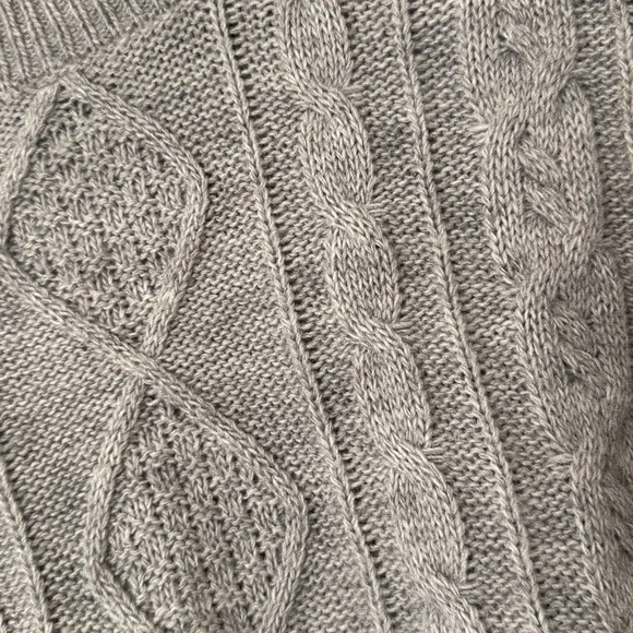 Princess Polly gray oversized cropped sweater NWT - Picture 4 of 5